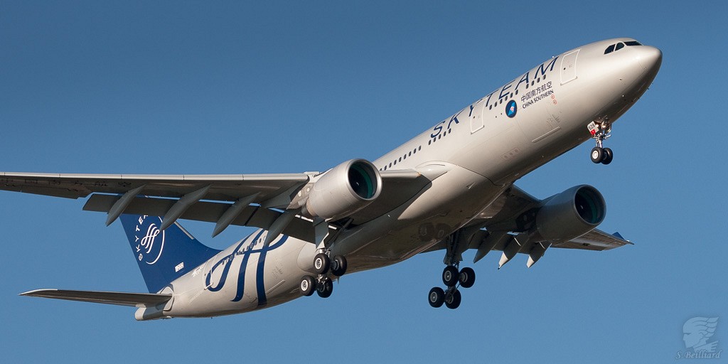 Airbus A330-200 China Southern