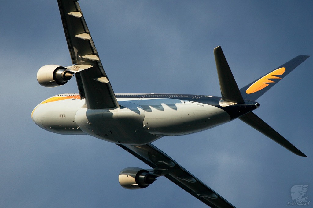 Airbus A330-200 Jet Airways