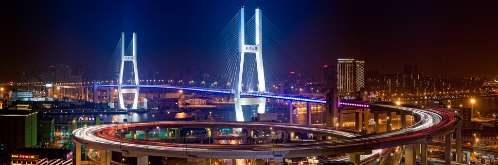 Nanpu Bridge at night