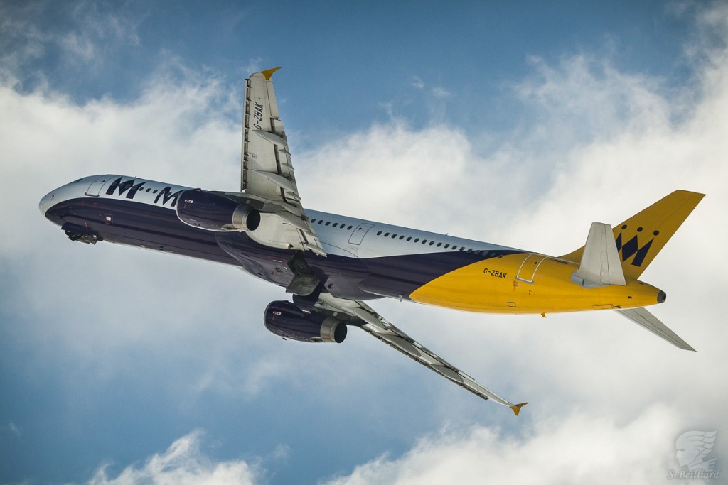 A321 Monarch