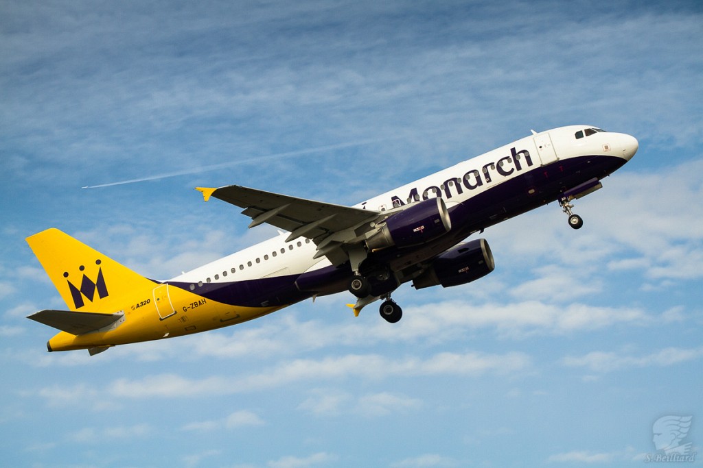 Airbus A320 Monarch TakeOff